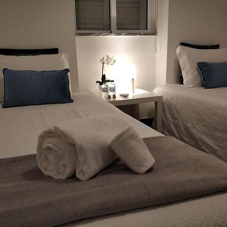 Sleep & Go Faro Airport Guest House ภายนอก รูปภาพ