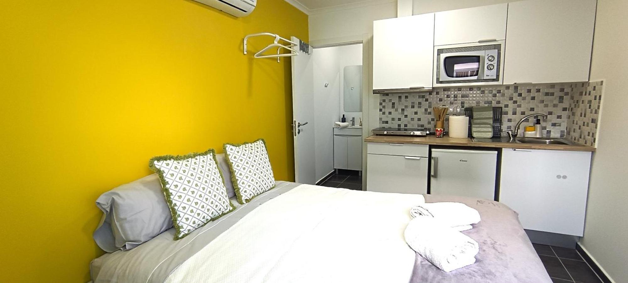 Sleep & Go Faro Airport Guest House ภายนอก รูปภาพ